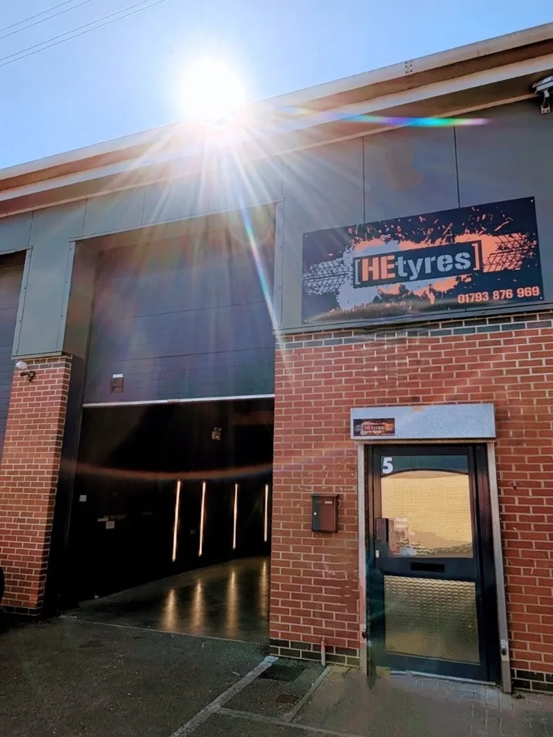 The HEtyres depot frontage, Unit 5 Star West, Swindon